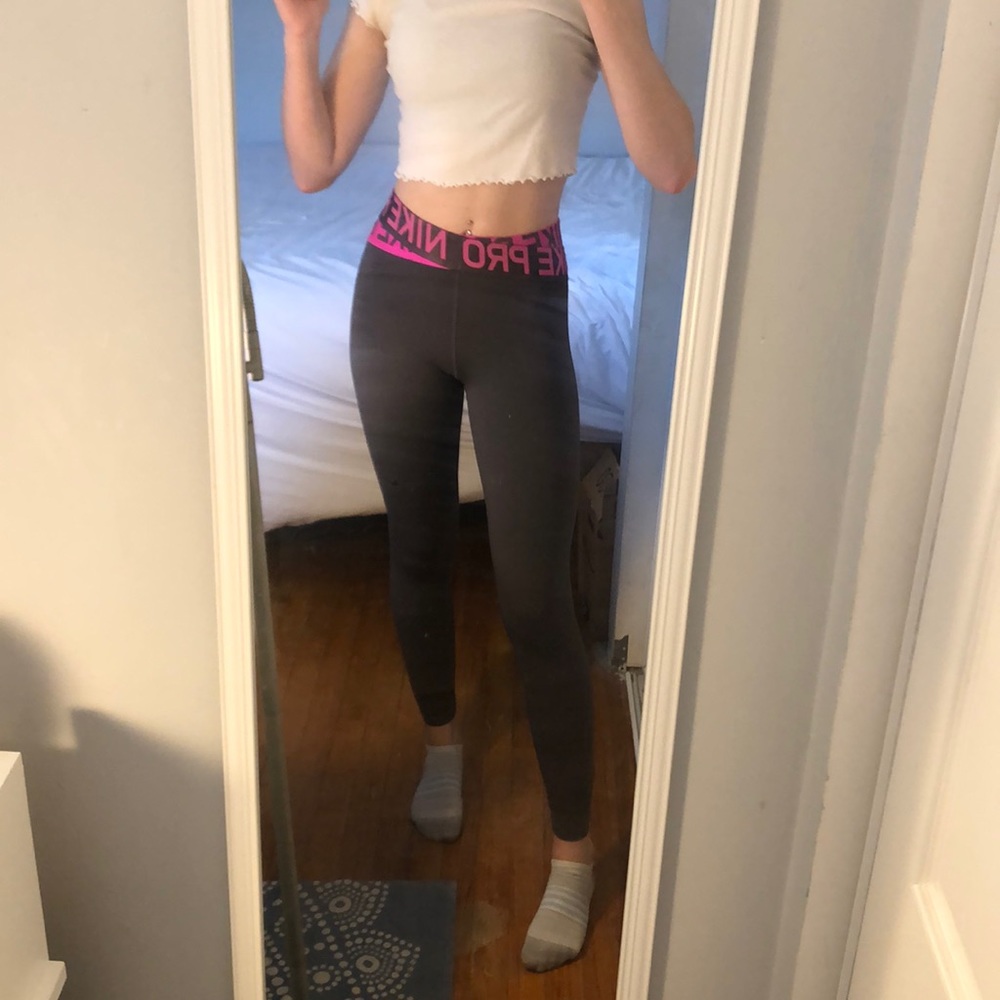 Nike Pros Leggings - Picture 3 of 7